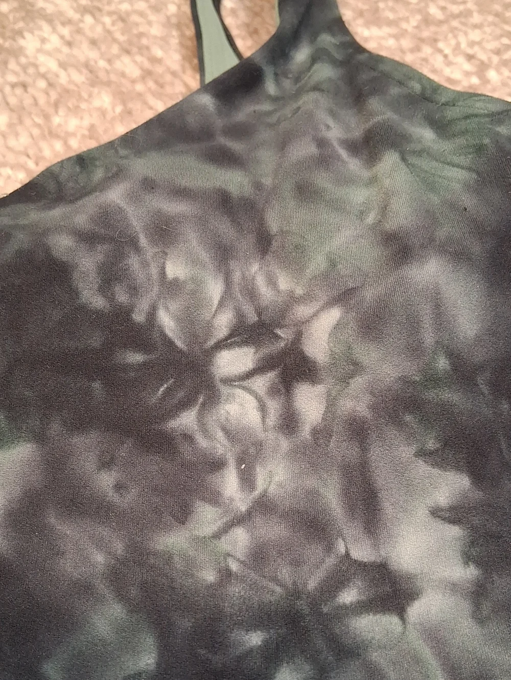 lululemon athletica Green Tie-Dye Athletic Top Size 4
